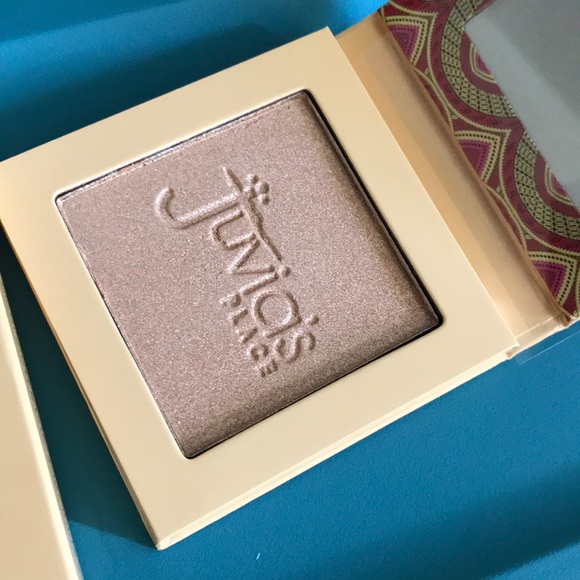 New Juvia’s Place The Tribe Highlighter Vol. 3 - Picture 7 of 8